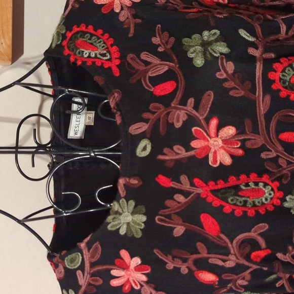 Wesleerose Floral Dress Mesh Embroidery Bell Long Sleeves Black Multi Size 12 - Picture 2 of 12